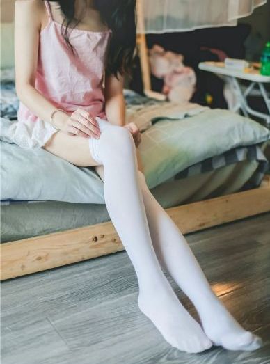 白衣校花与大长腿2 电视剧_超清免费高清观看